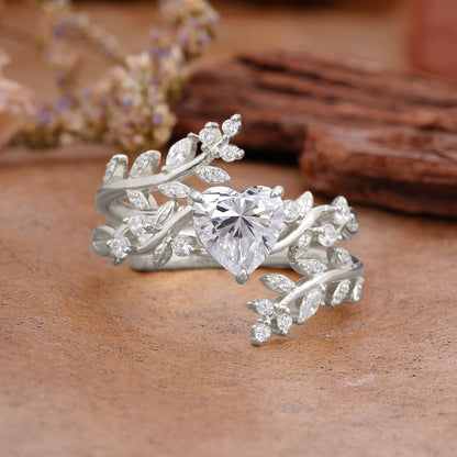 Elegant Heart-Shaped Nature Inspired Lab Diamond Ring – Perfect for Bridal Ring Set