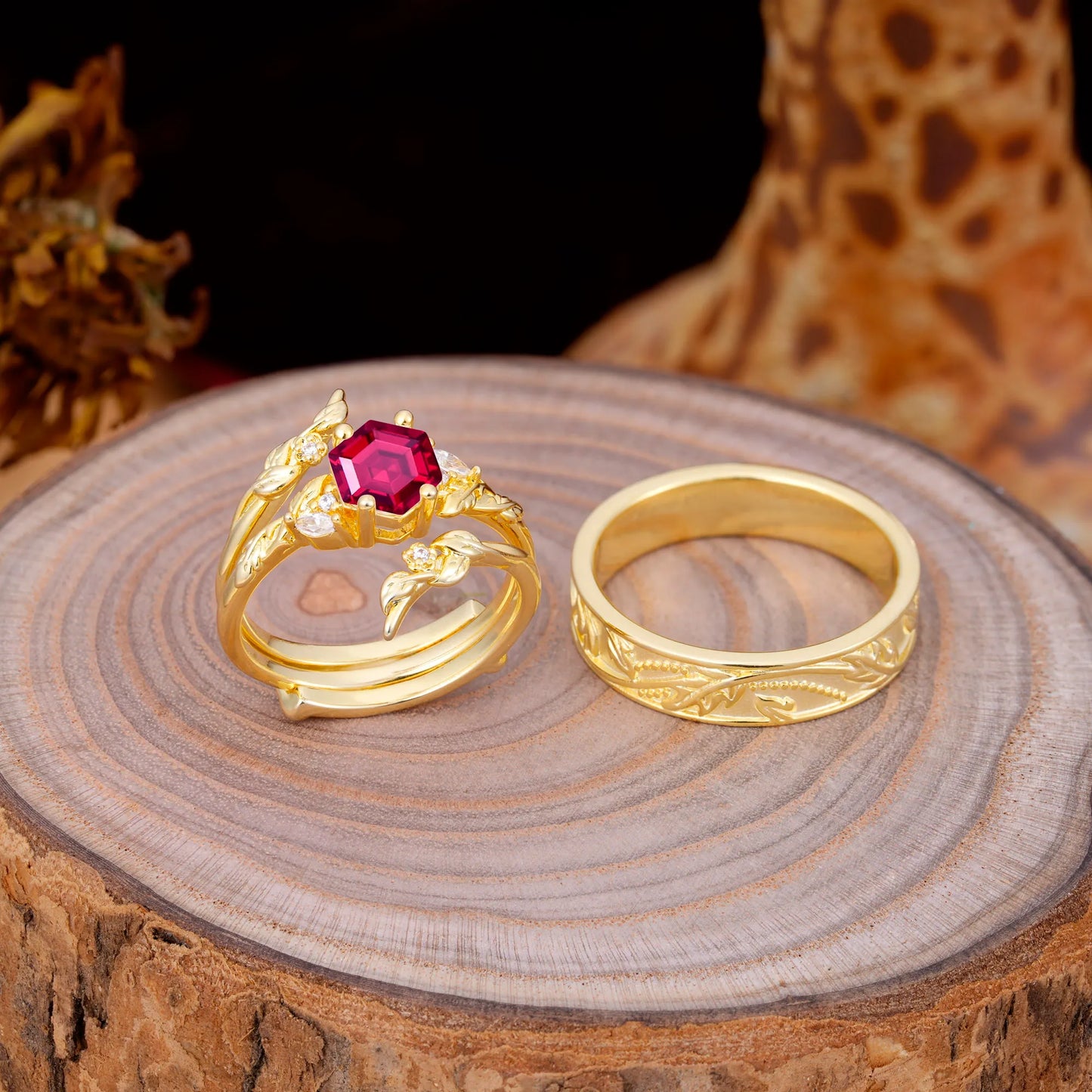 Nature Inspiration Luxury Retro 4-Prong Ruby Promise Couples Rings