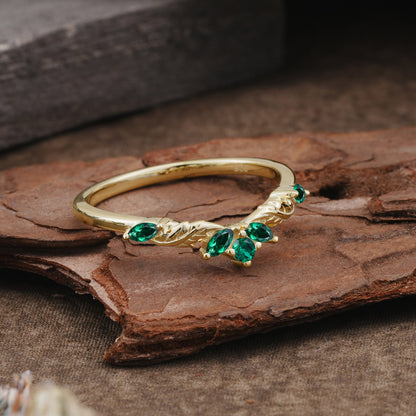 Unique Marquise Cut Curved Emerald Ring Wedding Ring