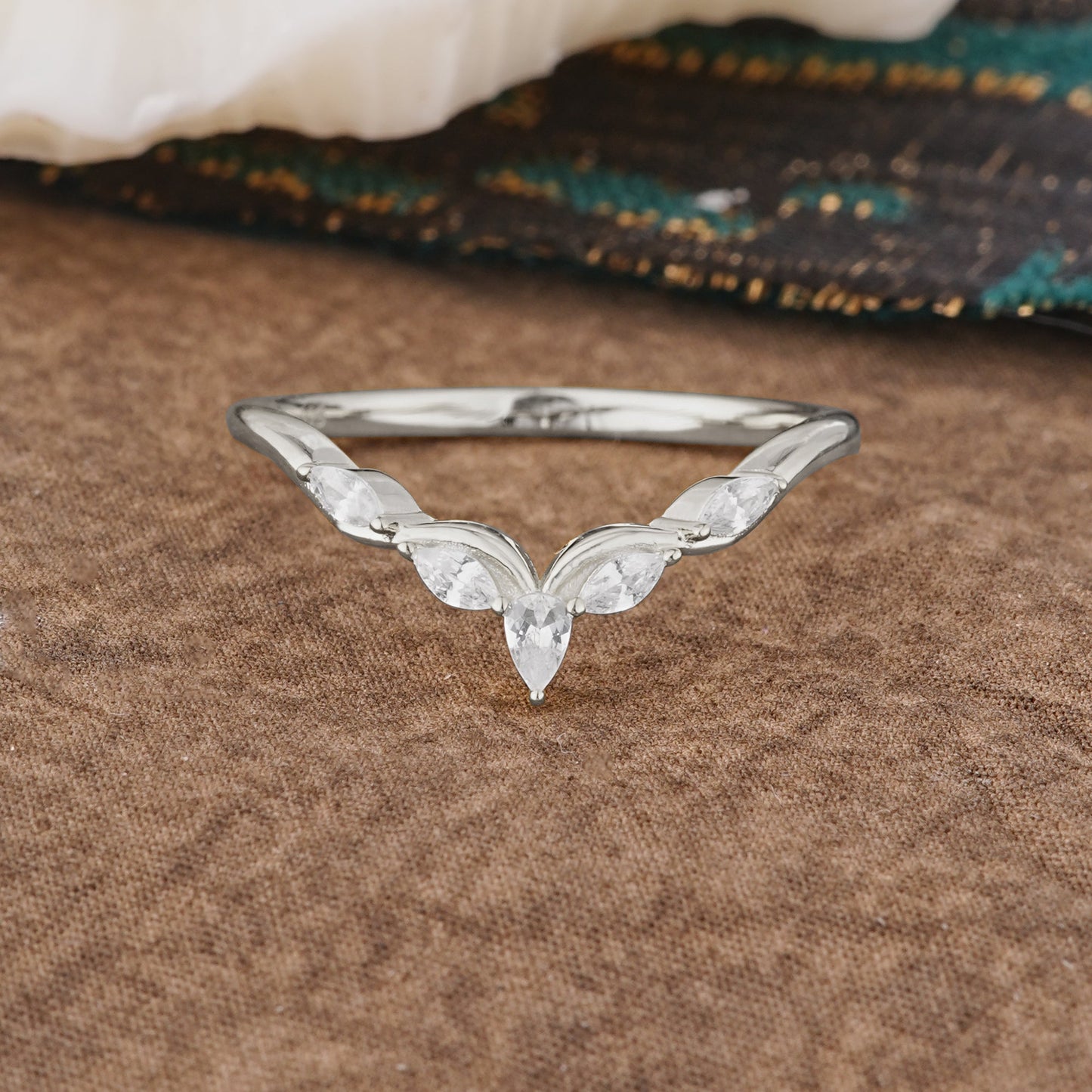 Simple Pear Cut Moissanite Curved Wedding Ring