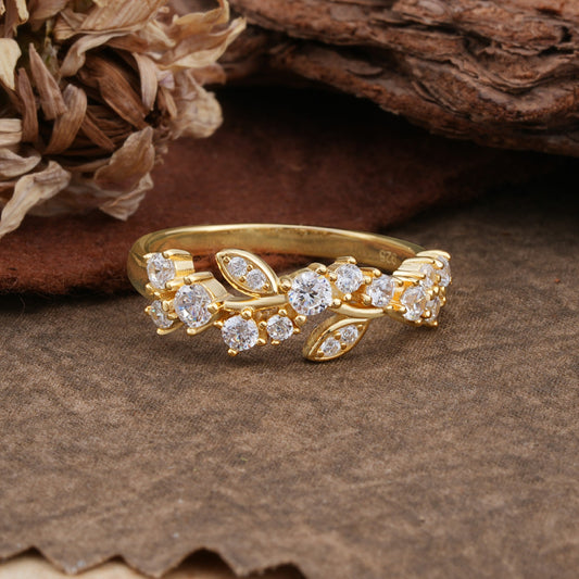 Nature Inspired Laurel Wreath Moissanite Stacking Wedding Ring