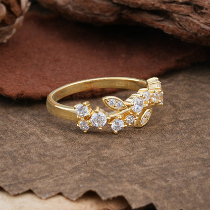 Nature Inspired Laurel Wreath Moissanite Stacking Wedding Ring