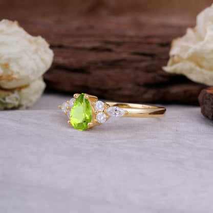 Sophisticated 4-Prong Pear-Cut Peridot Promise Ring
