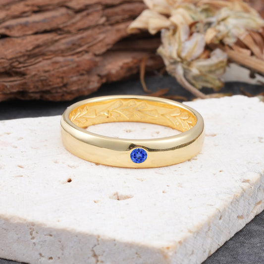 Iuxurious Round Cut Sapphire Men's Wedding Band