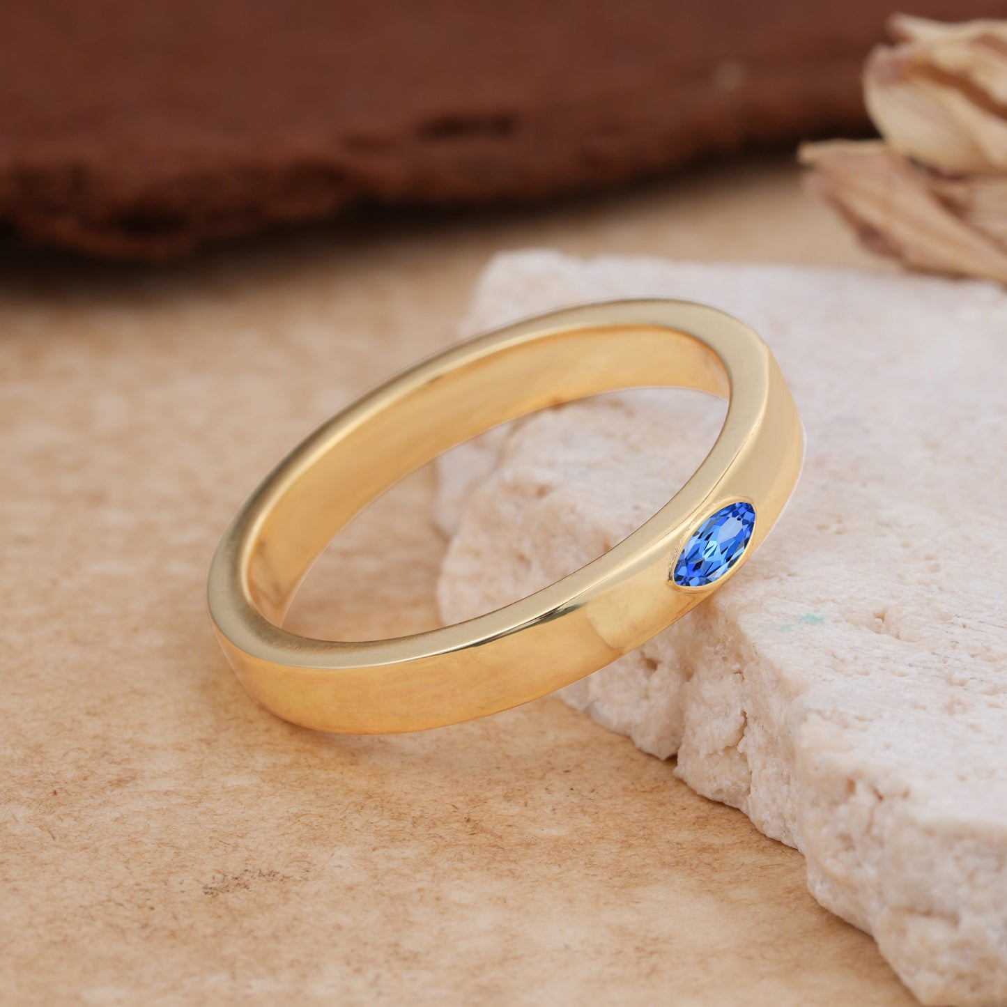 Iuxurious Oval Cut Sapphire Wedding Band