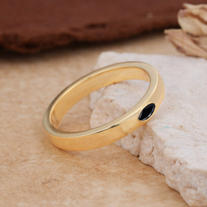 Iuxurious Oval Cut Black Onyx Wedding Band