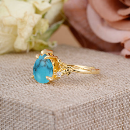 Elegant & Luxurious 5 prong Pear-Cut Turquoise Engagement Ring