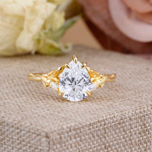 Elegant & Luxurious 5 prong Pear-Cut Lab Diamond Engagement Ring