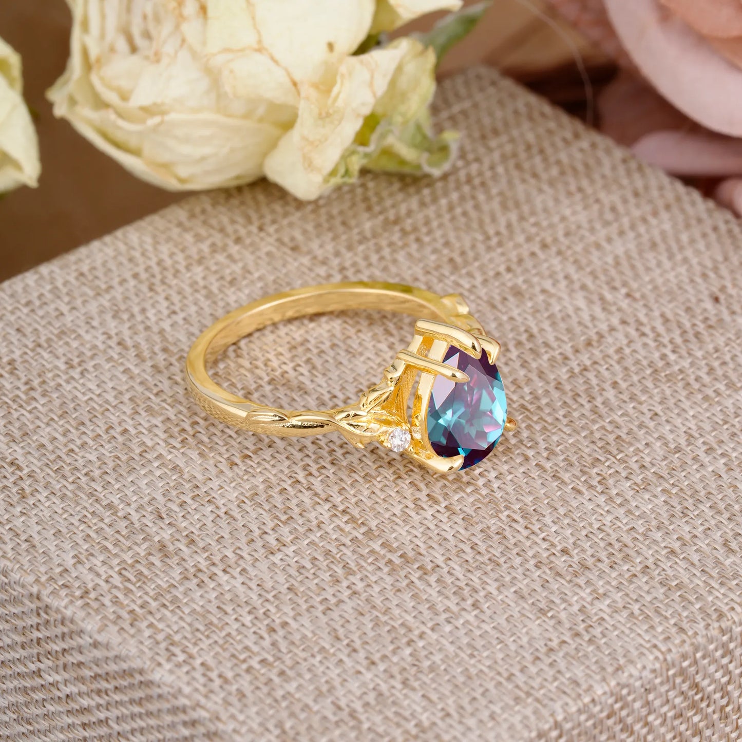 Elegant & Luxurious 5 prong Pear-Cut Alexandrite Wedding Band