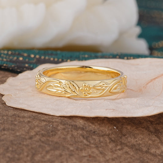 Vintage Starburst Engraved Men Wedding Band Plain Band for Him