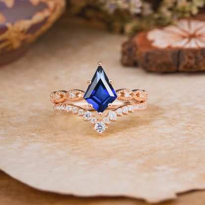 Luxury Vintage 6-Prong Kite-Cut Sapphire Engagement Ring Set