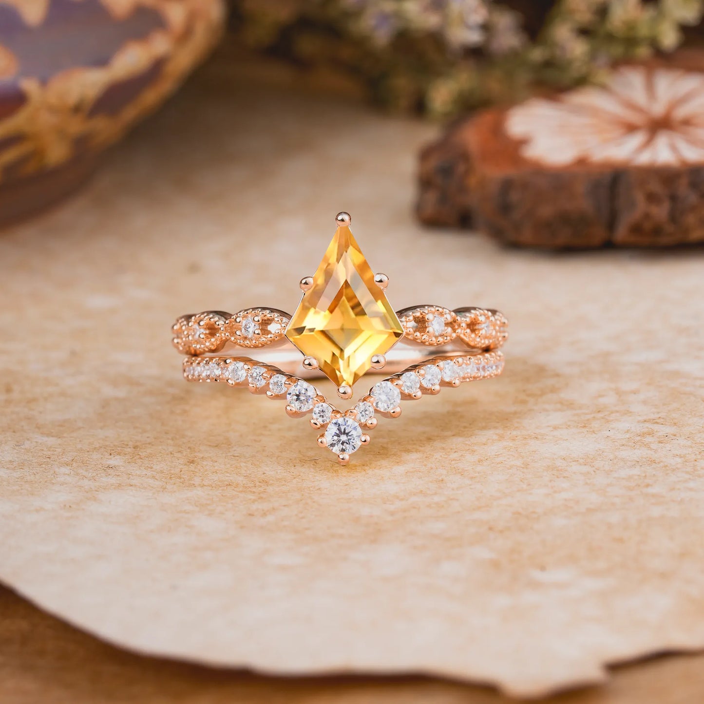 Luxury Vintage 6-Prong Kite-Cut Citrine Engagement Ring Set