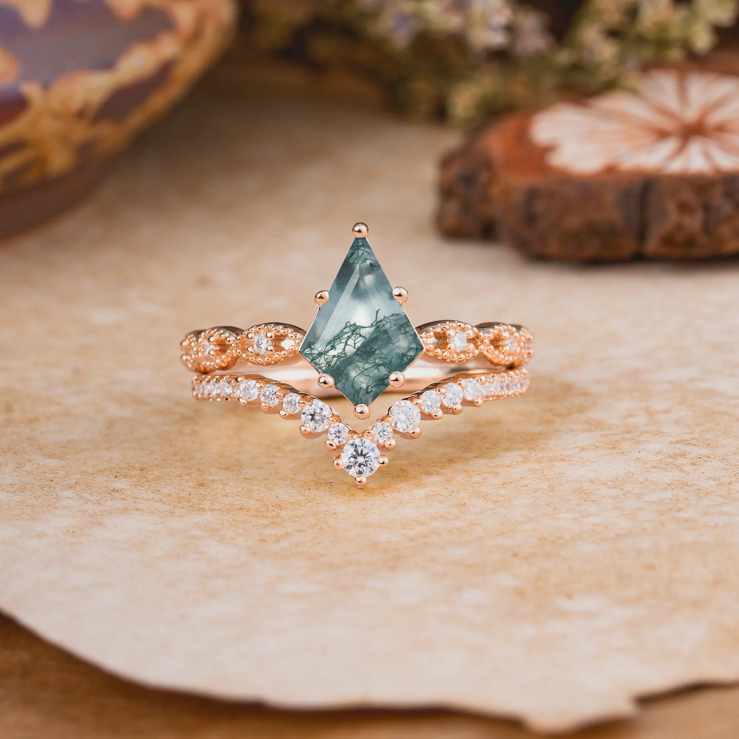 Luxury Vintage 6-Prong Kite-Cut Natural Moss Agate Engagement Ring Set