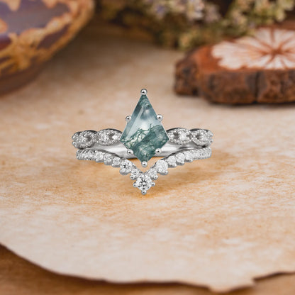 Luxury Vintage 6-Prong Kite-Cut Natural Moss Agate Engagement Ring Set