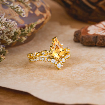 Luxury Vintage 6-Prong Kite-Cut Citrine Engagement Ring Set