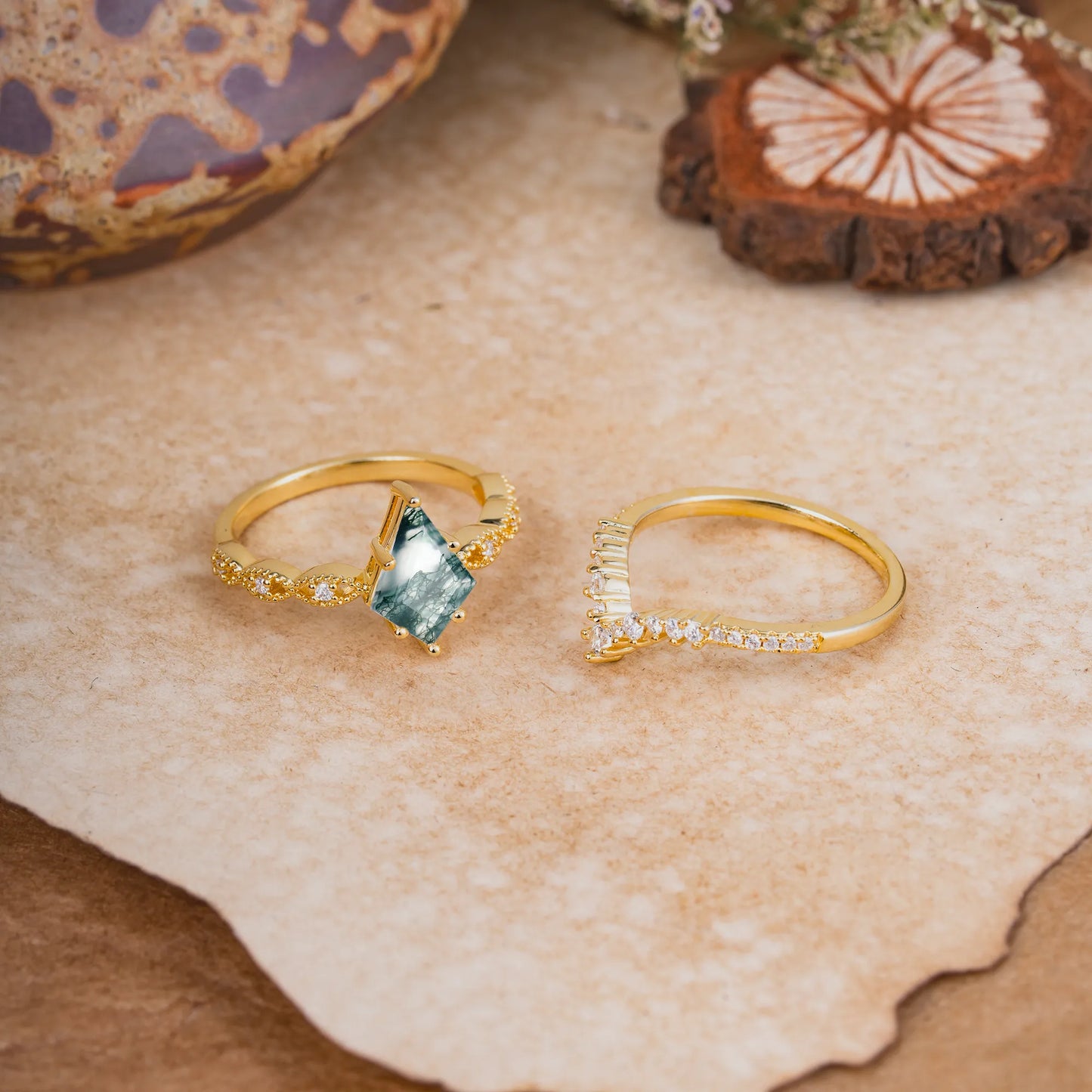 Luxury Vintage 6-Prong Kite-Cut Natural Moss Agate Engagement Ring Set
