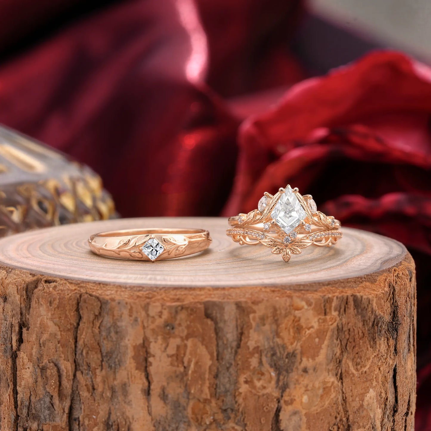 Vintage Leaf Kite Cut Moissanite Wedding Couple Ring