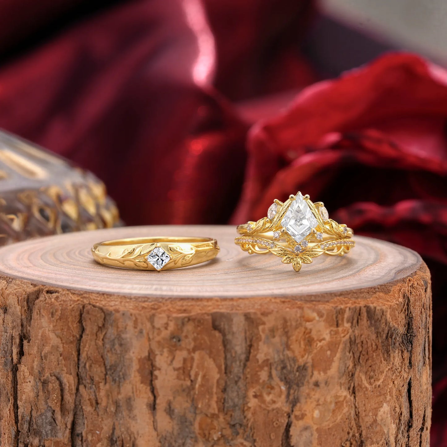 Vintage Leaf Kite Cut Moissanite Wedding Couple Ring