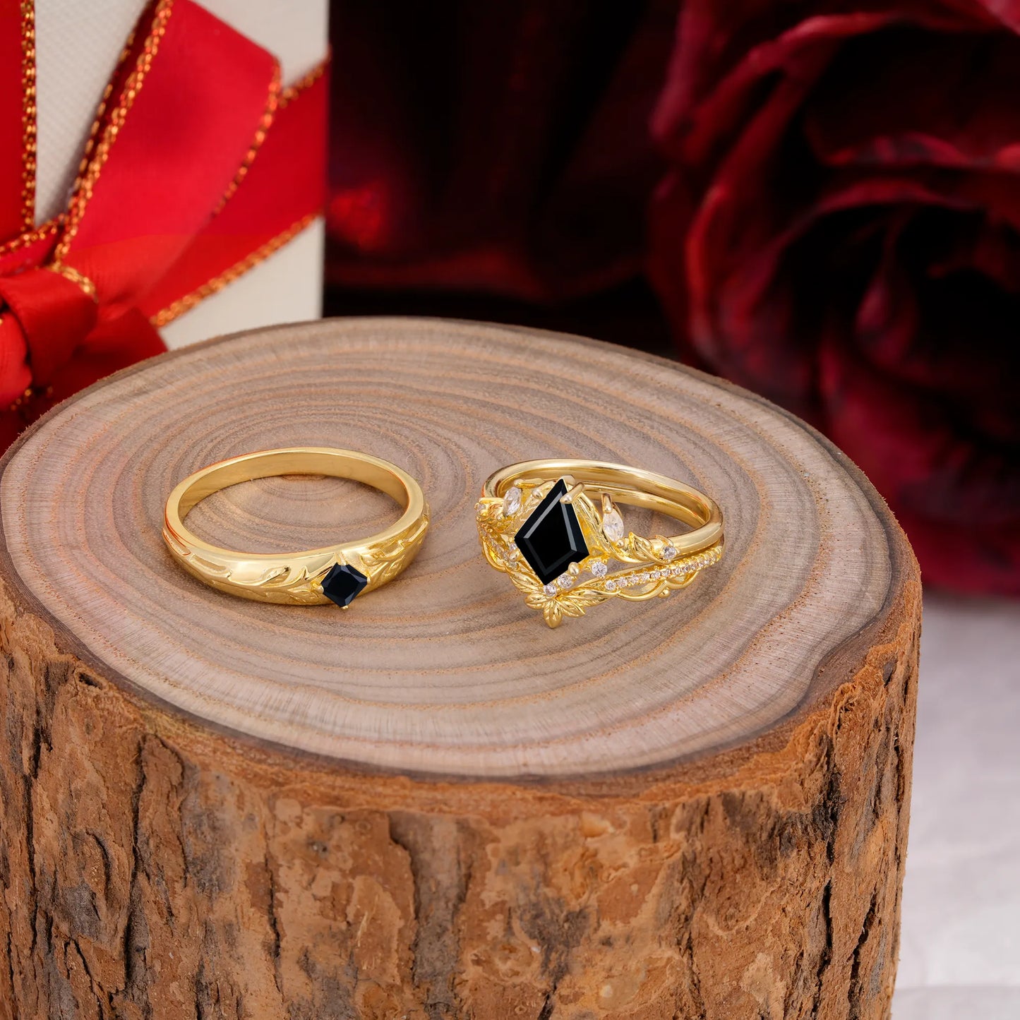 Vintage Leaf Kite Cut Black Onyx Wedding Couple Ring