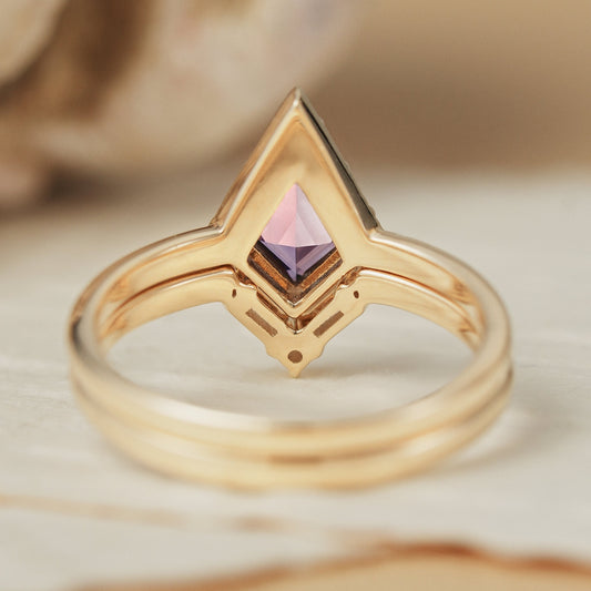 Unique Kite Cut Alexandrite Half Enternity Gemstone Ring Set 2pcs