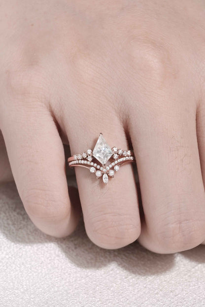 Unique Cut Kite Cut Moissanite Cluster Gemstone Ring Set 2pcs