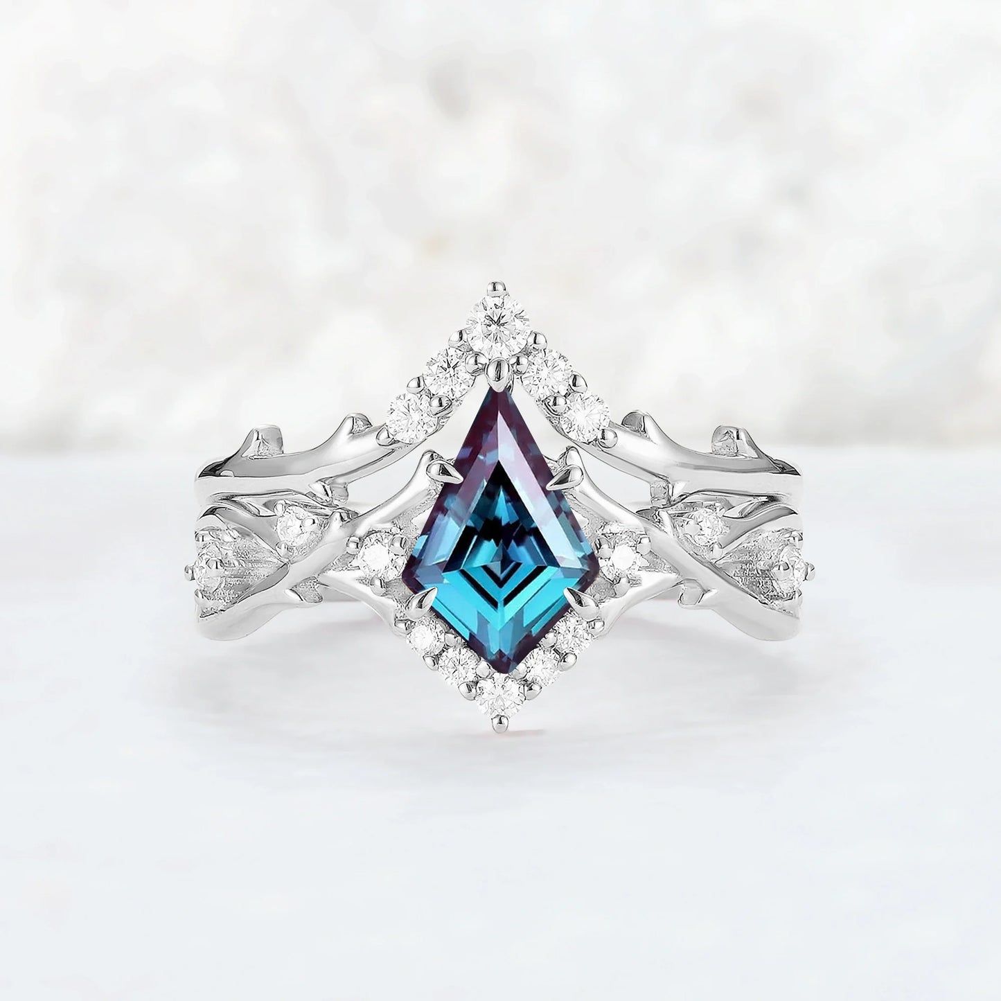 Unique Kite Cut Alexandrite Twig Gemstone Ring Set 2pcs