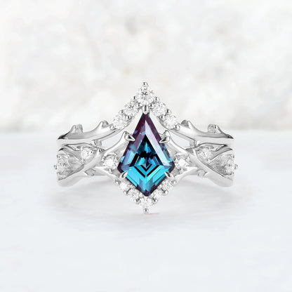 Unique Kite Cut Alexandrite Twig Gemstone Ring Set 2pcs