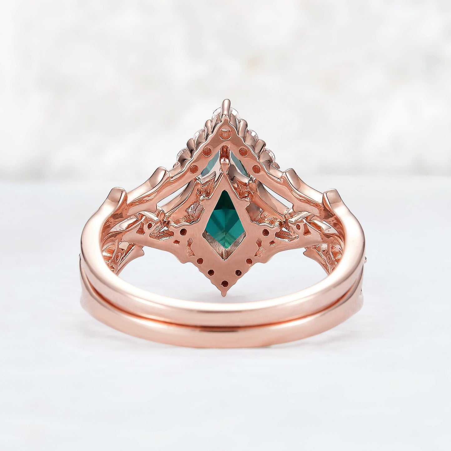 Unique Kite Cut Emerald Twig Gemstone Ring Set 2pcs