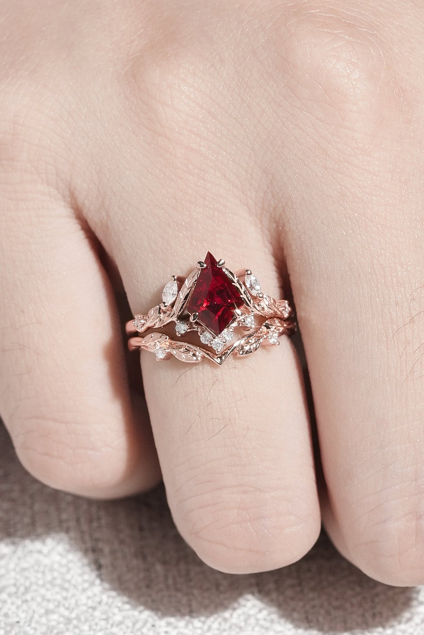 Unique Kite Cut Ruby Moissanite Vine and Leaf Gemstone Ring Set 2pcs