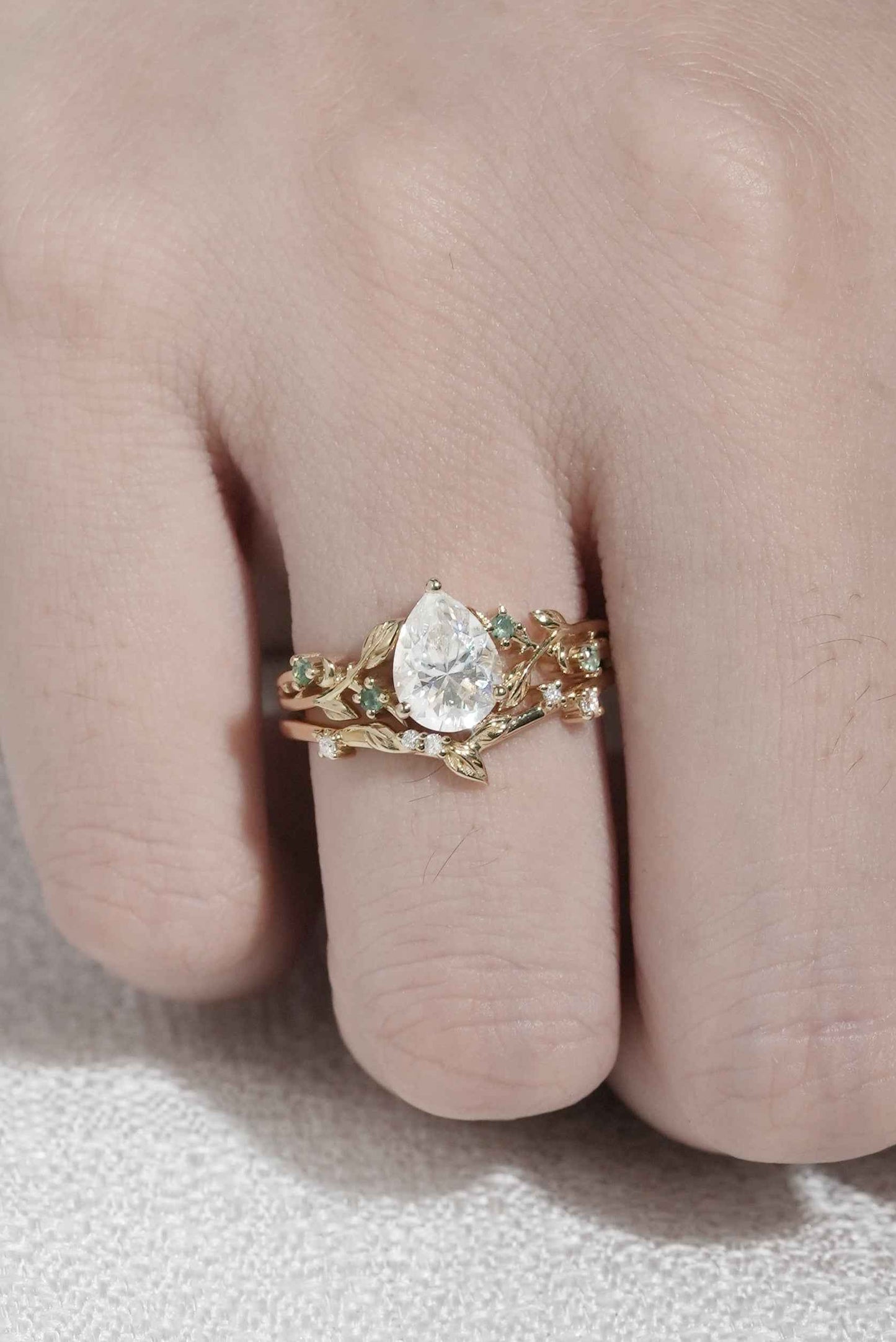 Unique Pear Cut Moissanite Leafy Gemstone Ring 2pcs