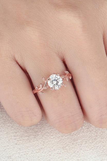 Unique Round Shaped Moissanite Leaf Ring