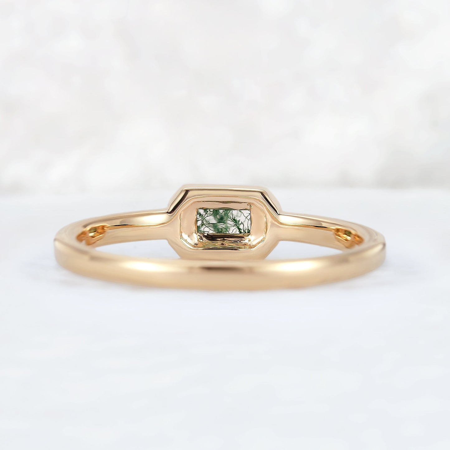 Vintage Baguette Cut Moss Agate Mobius Yellow Gold Stacking Band