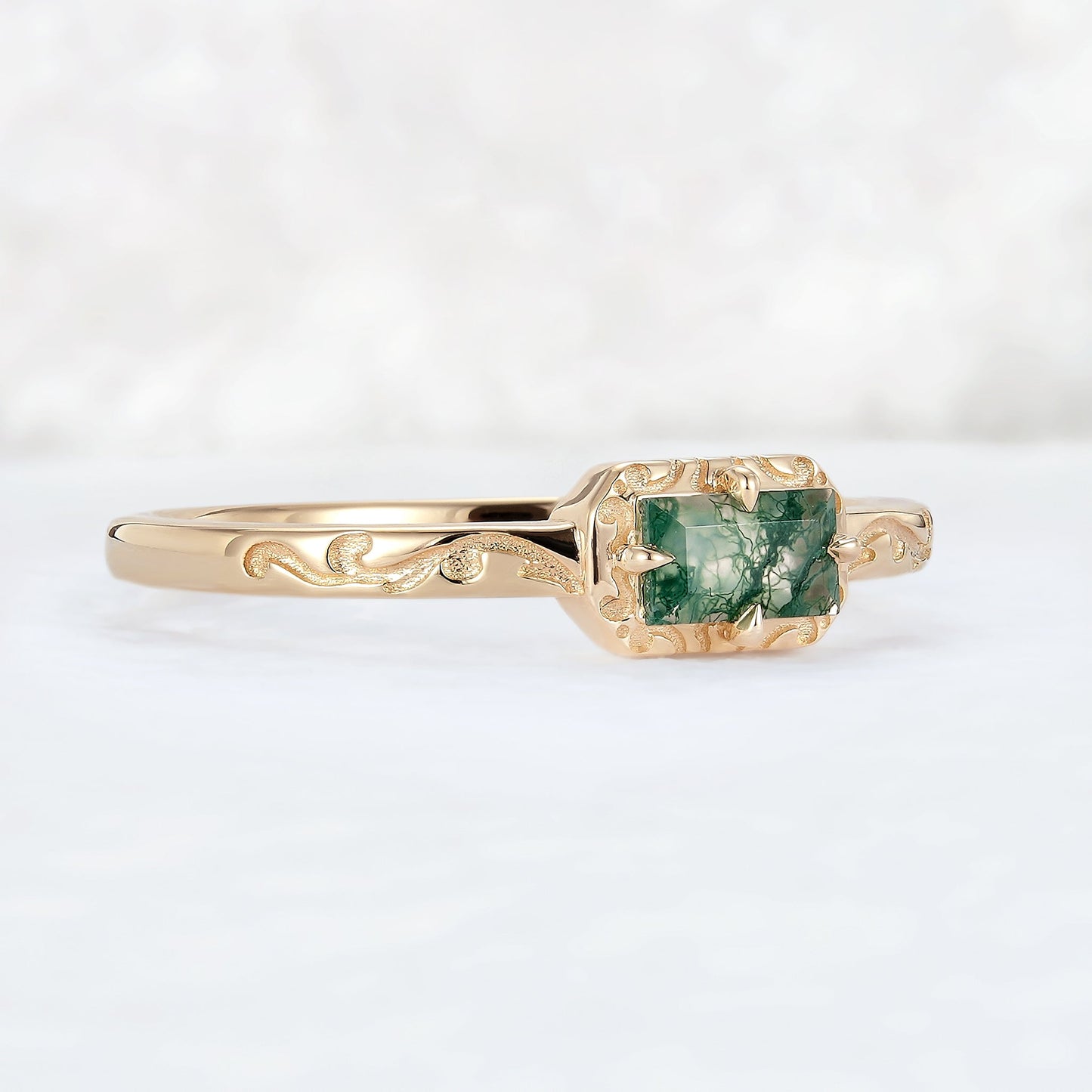 Vintage Baguette Cut Moss Agate Mobius Yellow Gold Stacking Band