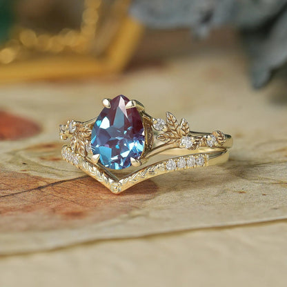 Alexandrite Engagement Ring Set 2pcs-Cressida