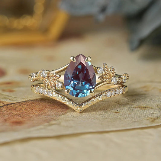 Alexandrite Engagement Ring Set 2pcs-Cressida