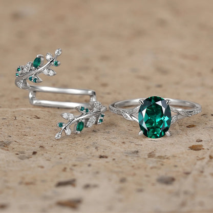 Aphrodite's Enchanted Vine | A Mythical Emerald Engagement Ring Set
