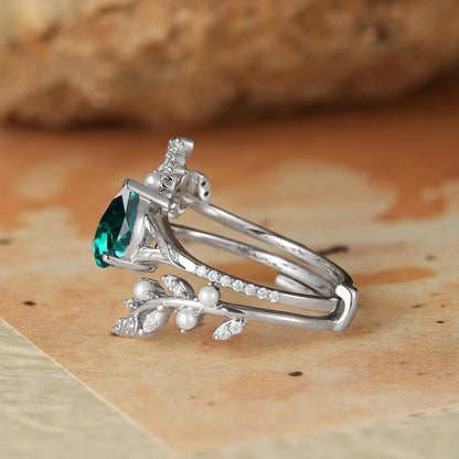 Aphrodite's Enchanted Vine | Emerald & Pearl Leaf Ring Set-Juniper