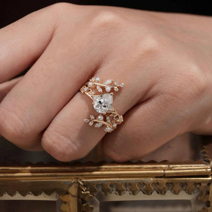 Aphrodite's Enchanted Vine | Moissanite & Pearl Ring Set - Siobhan