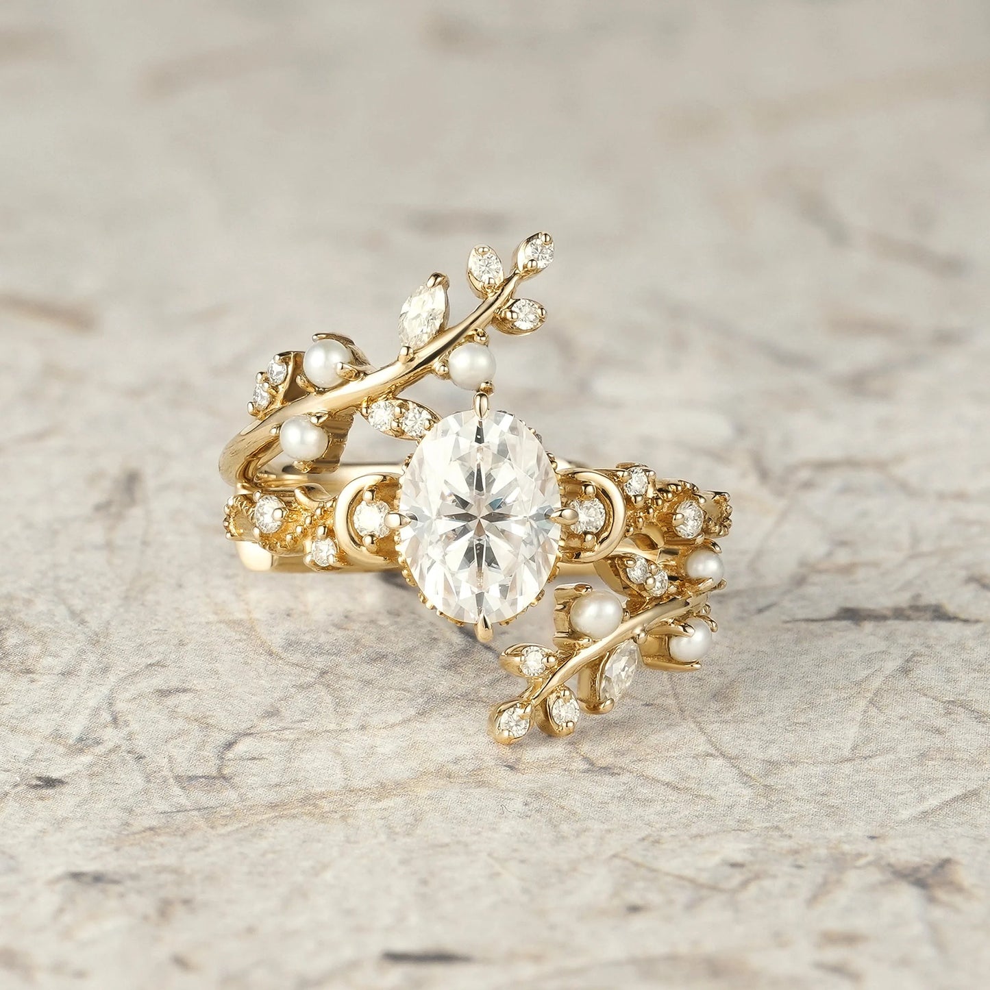 Aphrodite's Enchanted Vine | Moon Design Moissanite Ring Set - Hermione