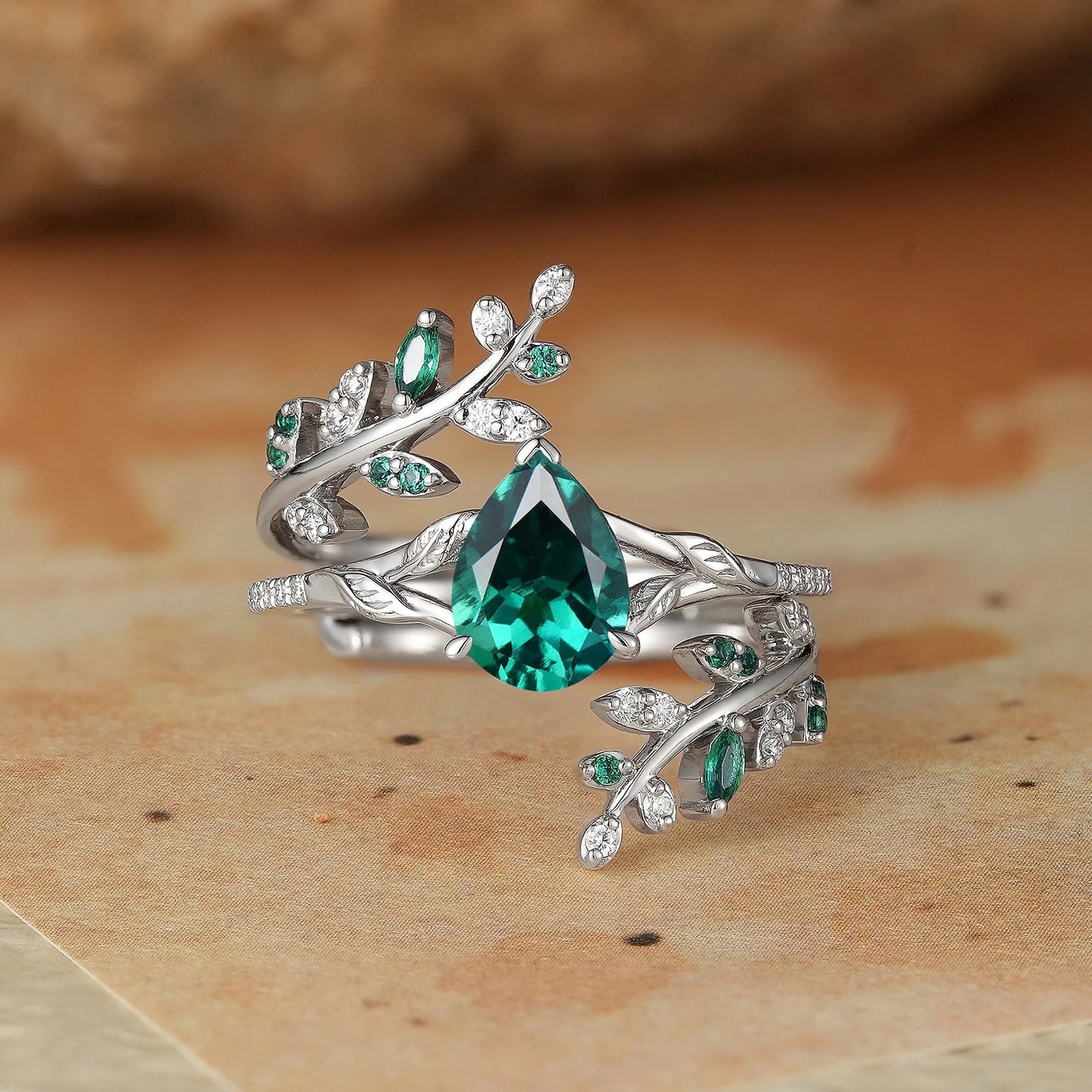Aphrodite's Enchanted Vine | White Gold Emerald Engagement Ring Set -Marigold