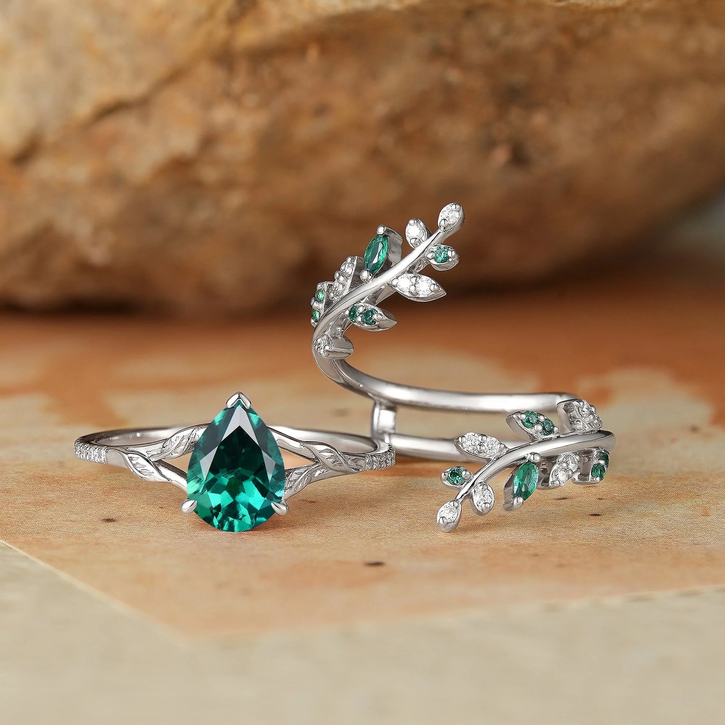 Aphrodite's Enchanted Vine | White Gold Emerald Engagement Ring Set -Marigold