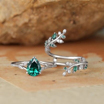 Aphrodite's Enchanted Vine | White Gold Emerald Engagement Ring Set -Marigold