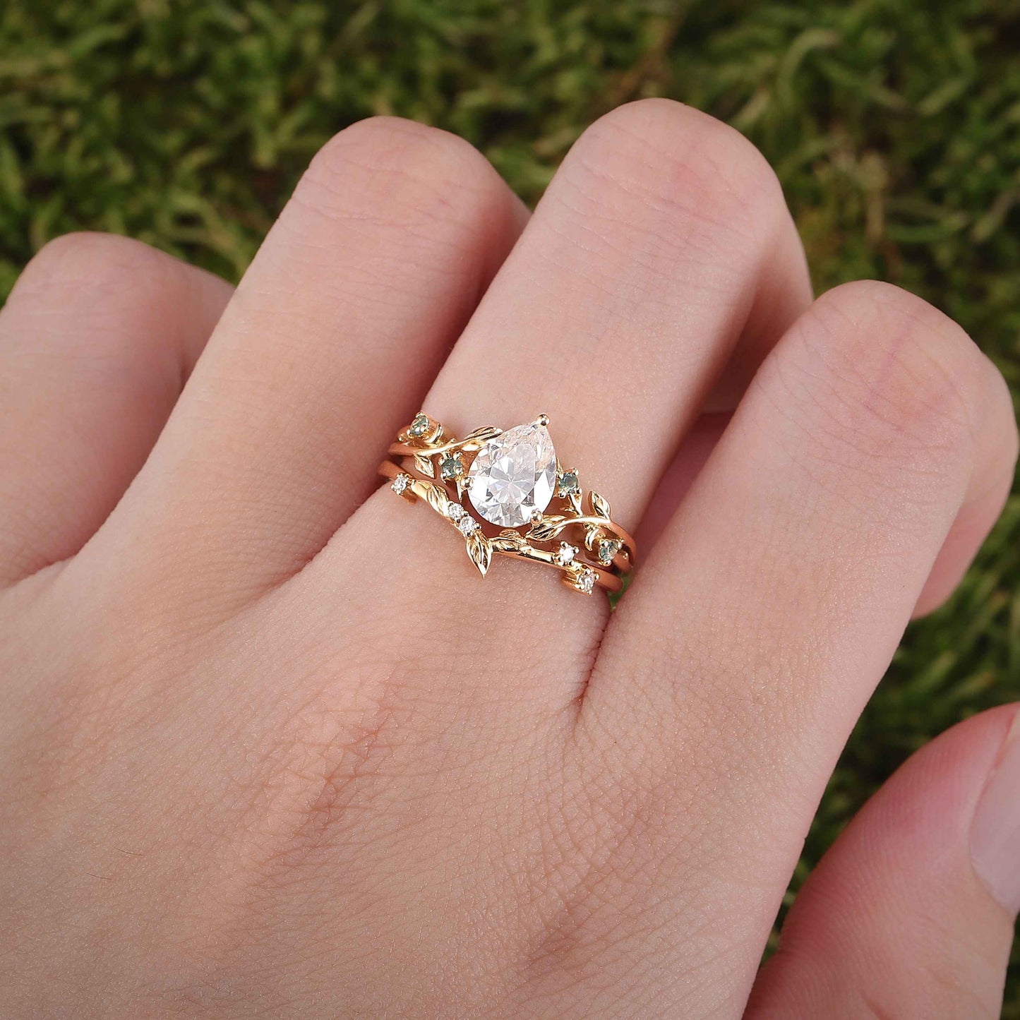Unique Pear Cut Moissanite Leafy Gemstone Ring 2pcs