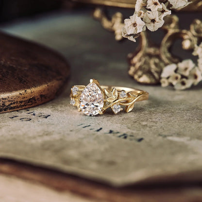 Jade Plant Inspired Lab Grown Diamond Engagement Ring -Eliana - GemsMagic