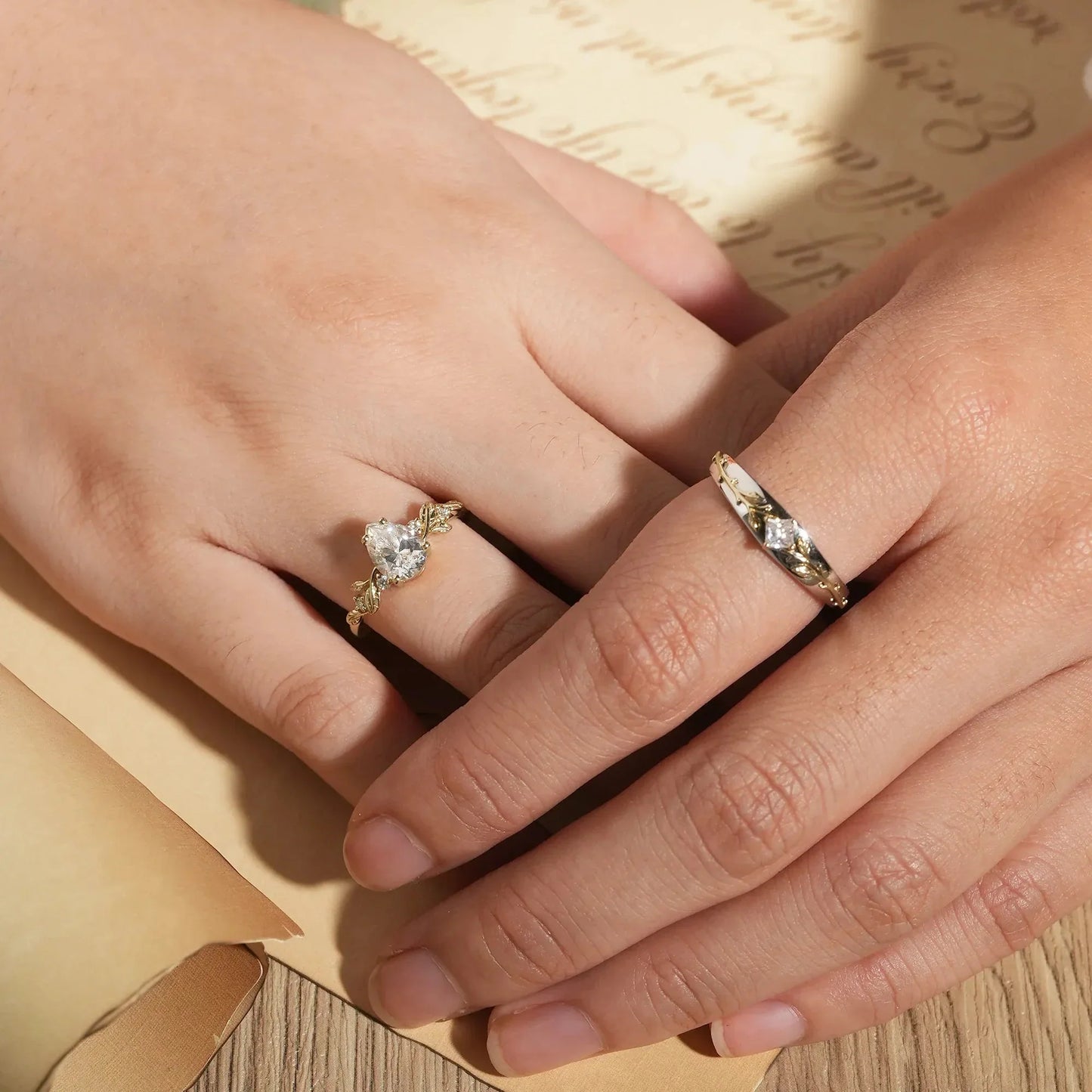 Leaf lnspired Moissanite Couple Ring Set-Lock & Key