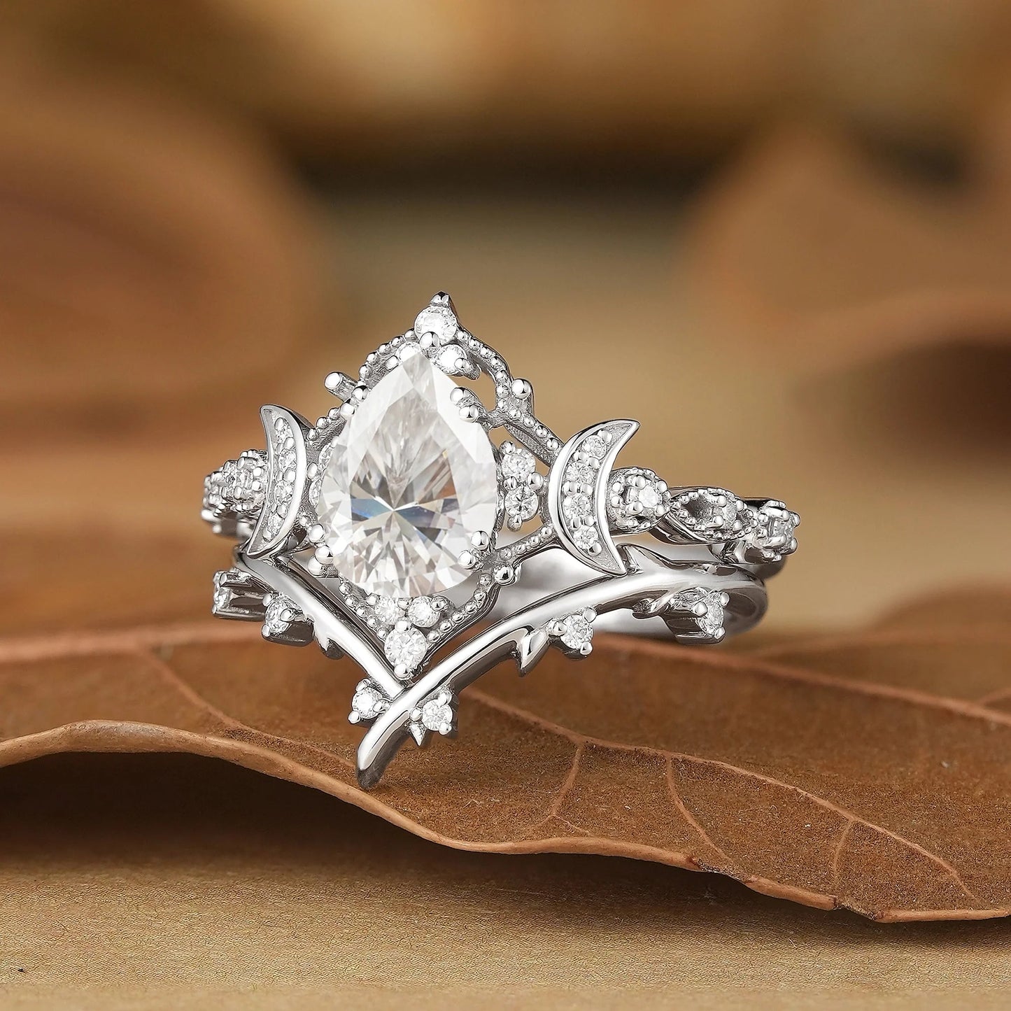 Moon Design Moissanite Ring Set-Morrigan