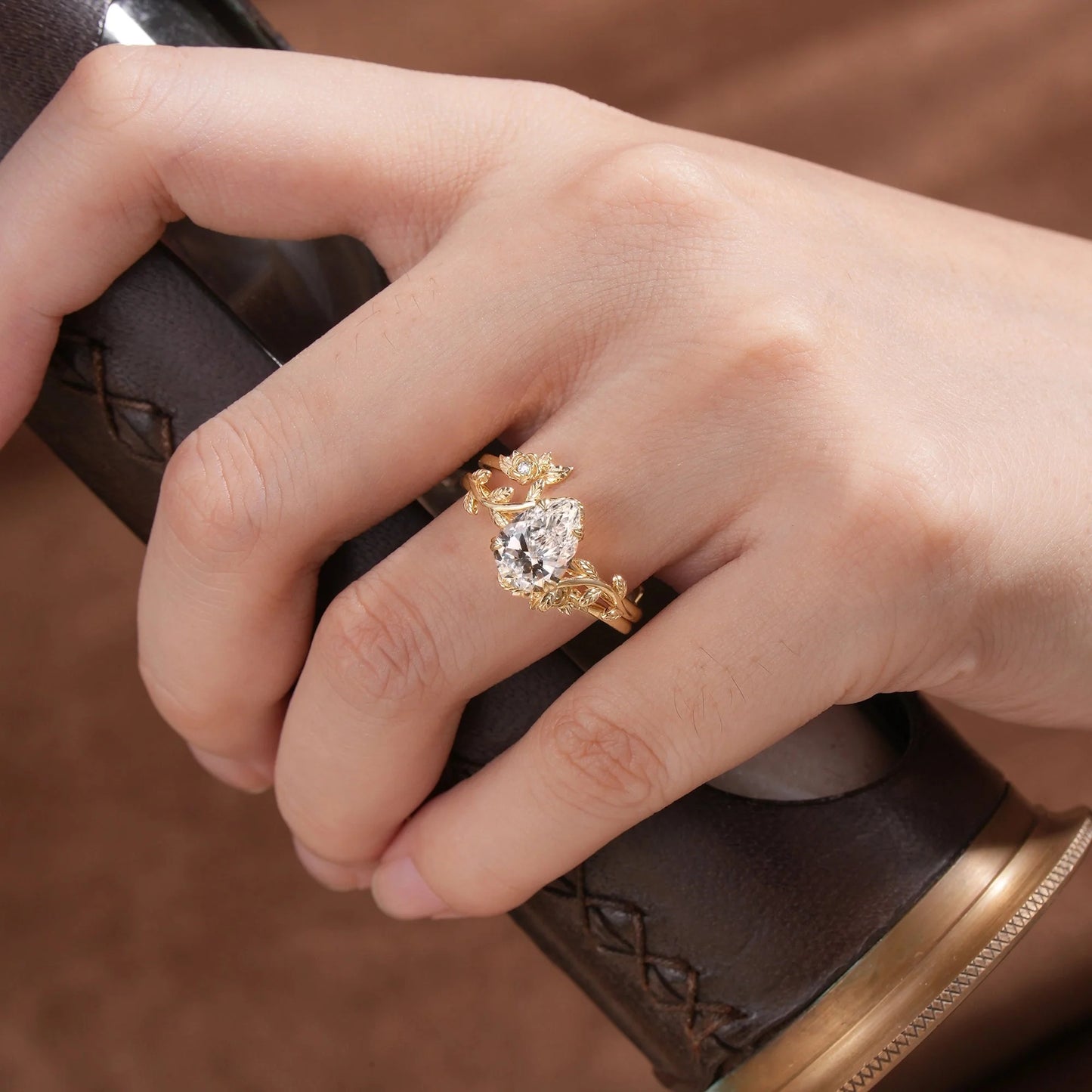 Rose Blossom: Pear-Cut Lab Grown Diamond Leaf Ring Set - Helena