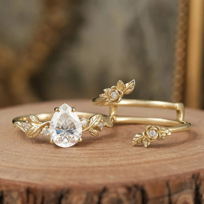 Pear Cut Moissanite Gold Floral Engagement Ring Set - Camille