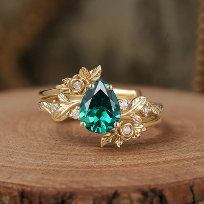 Pear Cut Moissanite Gold Floral Engagement Ring Set - Camille