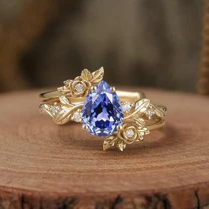 Pear Cut Moissanite Gold Floral Engagement Ring Set - Camille